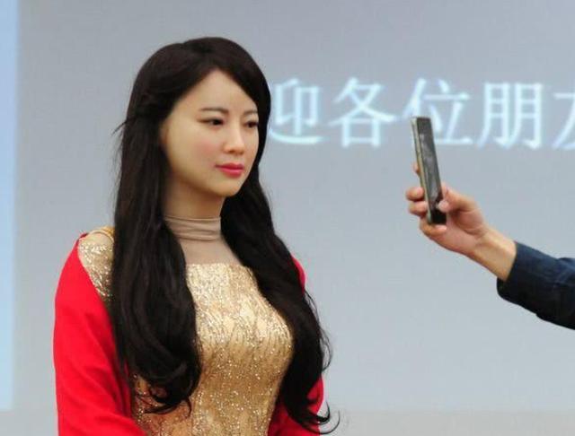 日本ai智能女友机器人很逼真其实中国已超越逼真不代表智能