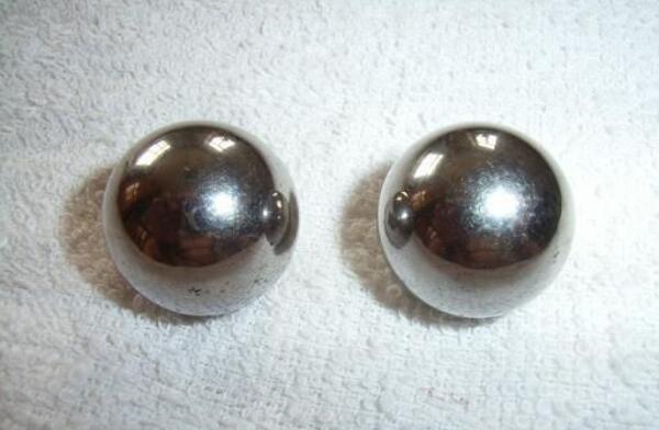 鲸鱼潜入深海数千米都没事为何钢铁打造的潜艇反而容易被海水压扁