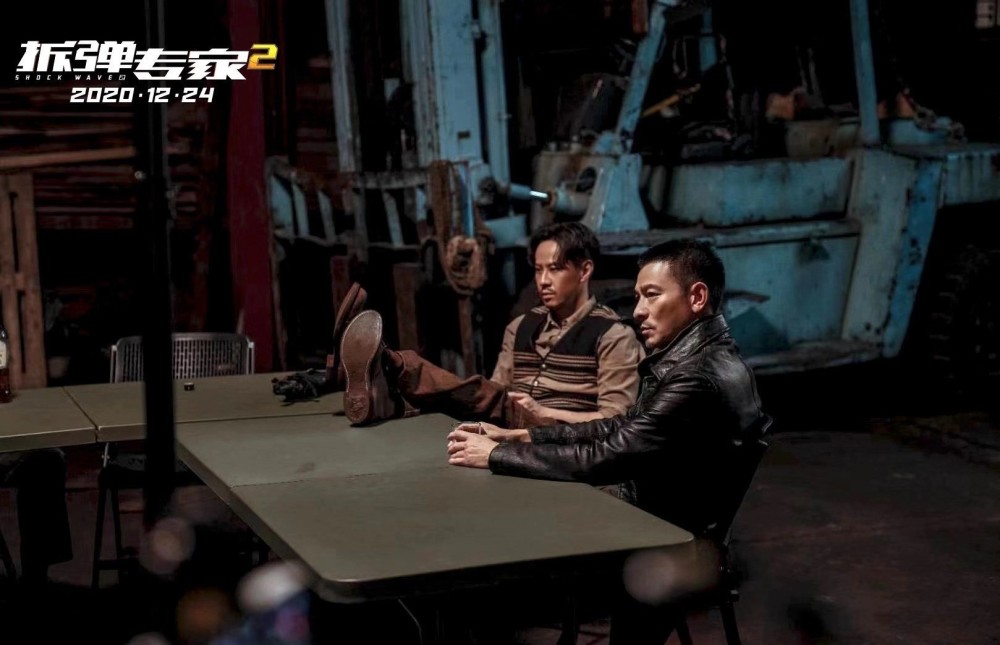 《拆弹专家2》热映 马浴柯入魂演技 再塑经典反派_腾讯新闻