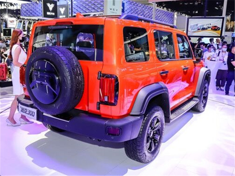 58万迷倒一片,标配2.0t 四驱,买不起牧马人就选它_腾讯新闻