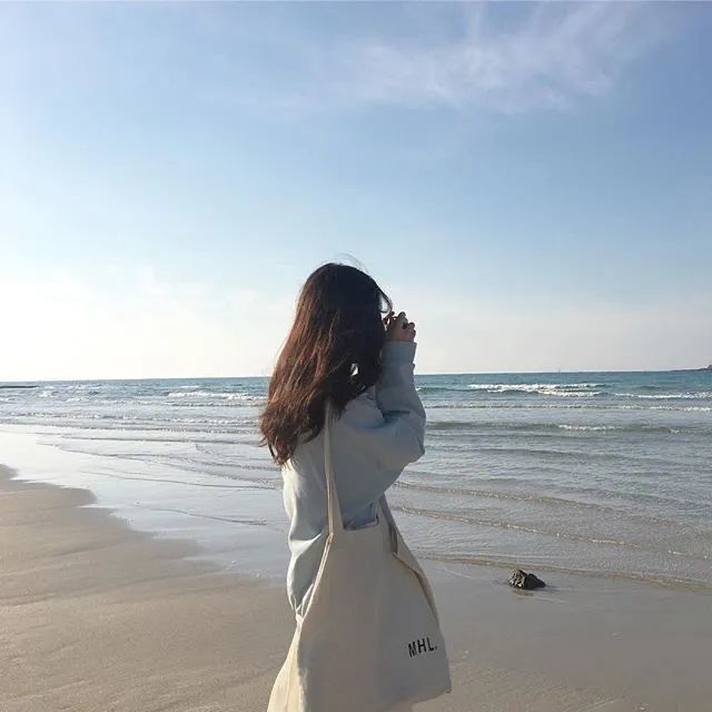 文艺| 相机挡脸女生头像
