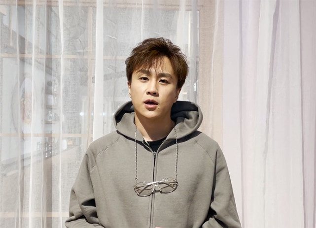 解说李九被批情商低拿孕照调侃gini遭回怼上次说我少妇还不够吗