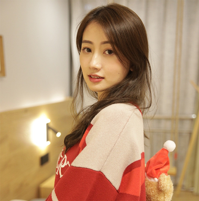 解说李九被批情商低,拿孕照调侃gini遭回怼:上次说我少妇还不够吗?