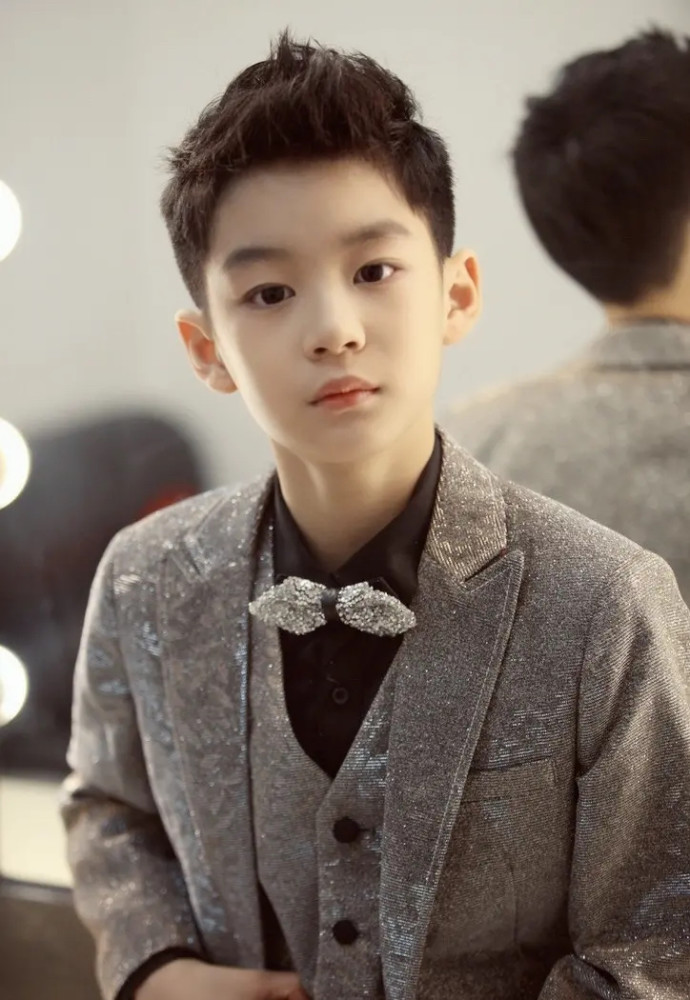 你们觉得娱乐圈中那些星二代中谁的颜值最高答案马上揭晓