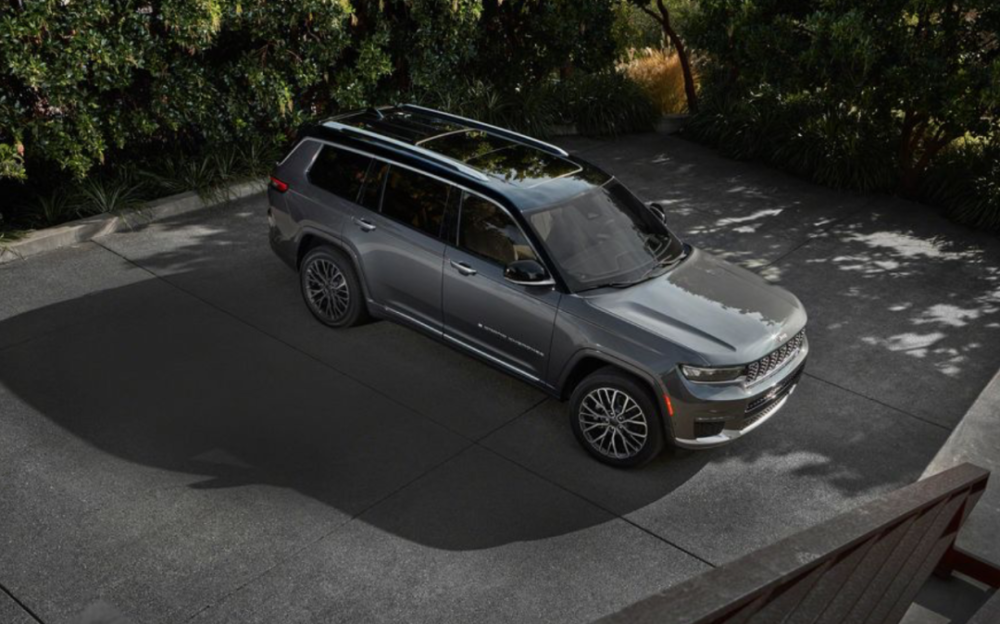 21款jeep大切诺基加长版7座且能越野更优秀