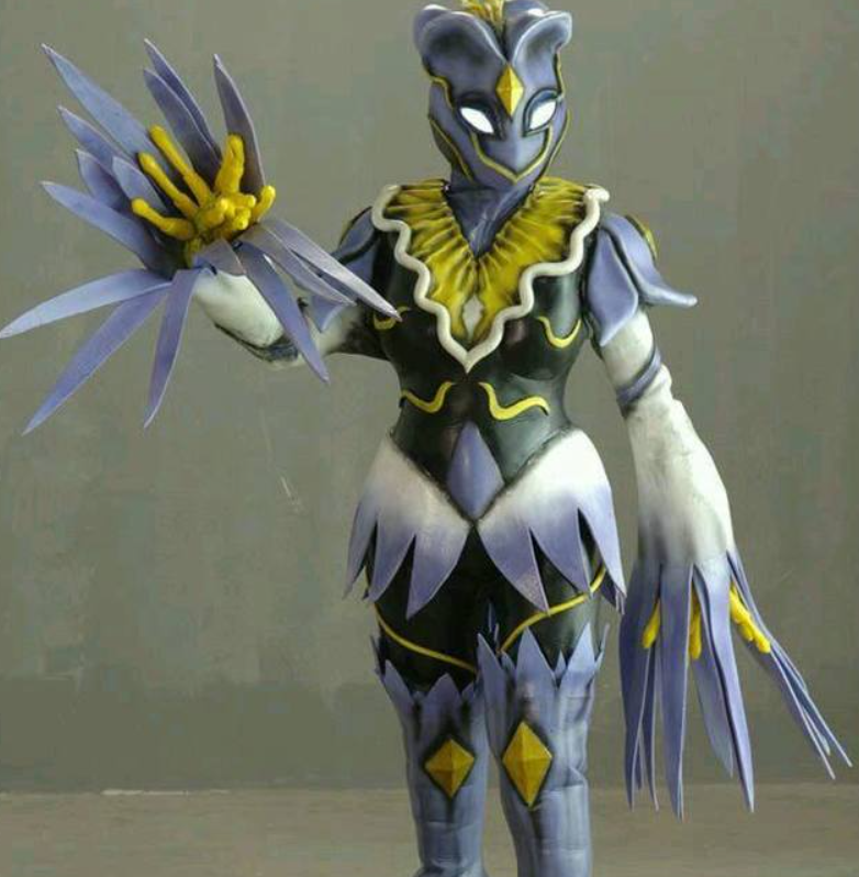 第四大恶兽:百合兽形为百合花,受环境污染后被影霸改造成异能兽,和杏