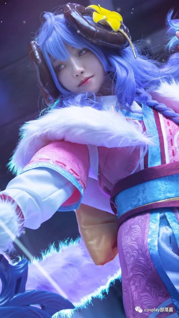 cos英雄联盟千珏灵魂莲华cos正片