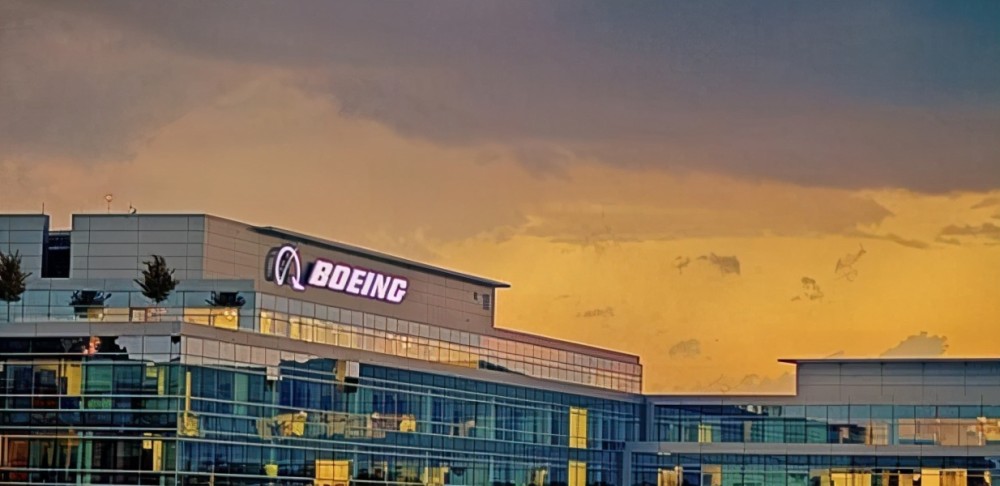 波音赔25亿复飞交通部长赵小兰当天辞职老美女不爱波音了