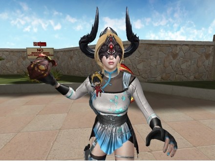 艾比—魔花研究所饰品套装效果:集齐任意两件可以增加暴击率5%,三件