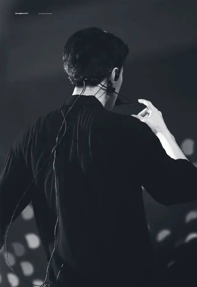 我可以跟在你身后像影子追着光梦游exo爱豆背影特辑