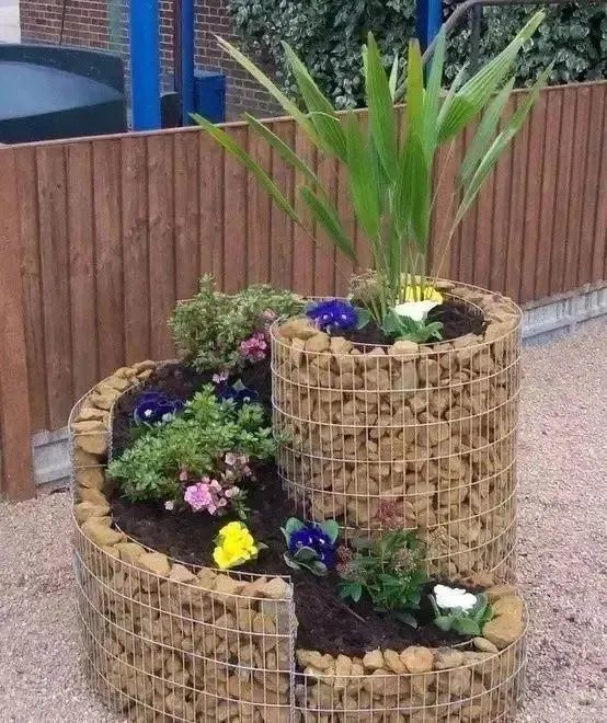 【庭院设计】景观小品,让庭院更有韵味_腾讯新闻