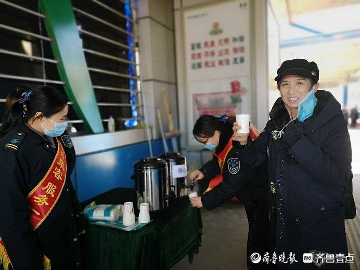 糖水站排行榜_站长!再来一杯糖水早高峰先后两名乘客突发低血糖地铁站糖水抢手