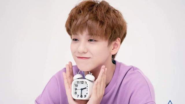 红熠文化唯爱捧皇族放弃何东东魏子越转身努力营销余景天