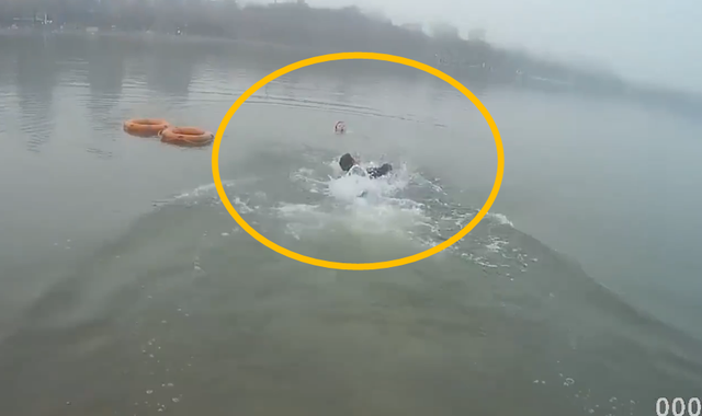 城管零下10度跳水救人被质疑坦言不为名利只图良心过得去