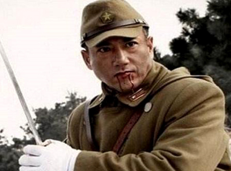 他是被俘的国军军长曾作为人质交换叶挺建国后去了香港