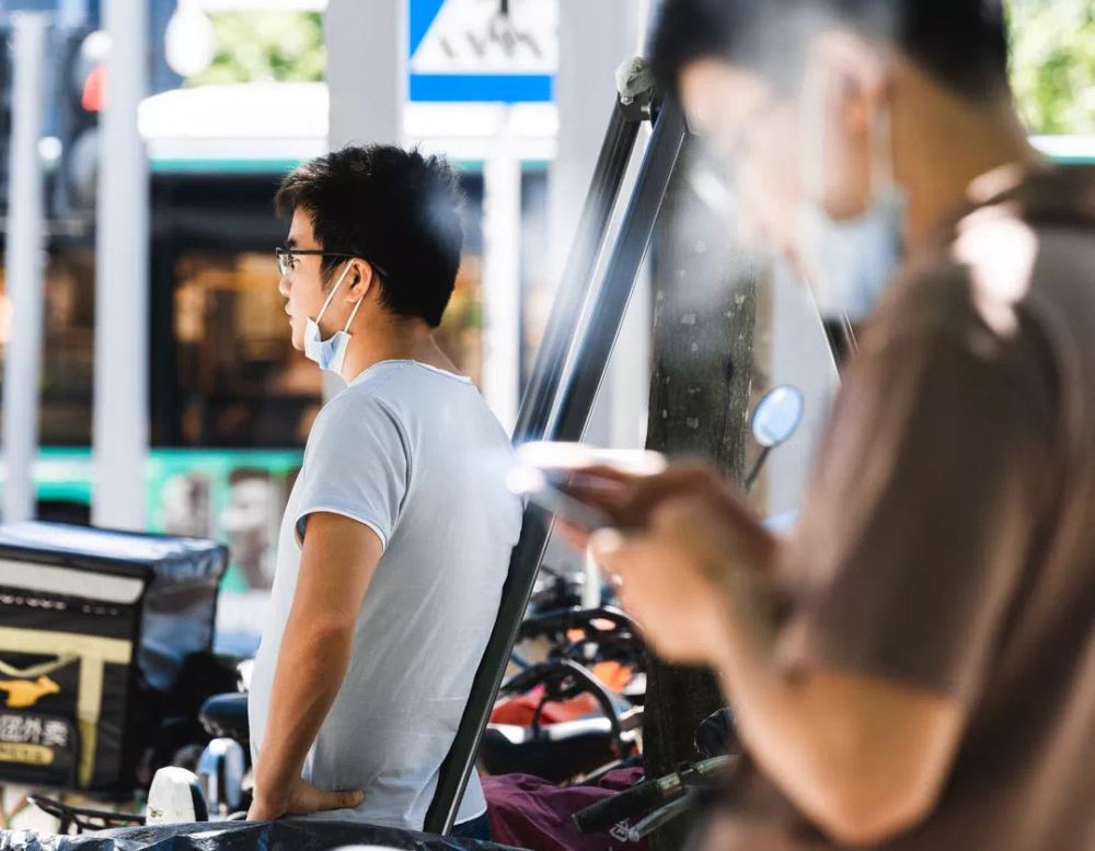 从工厂流水线到年薪20万程序员|深圳打工人的"跃龙门"