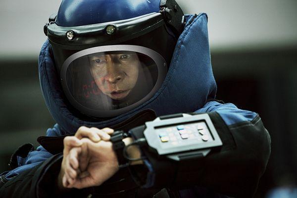 不老男神刘德华最新力作《拆弹专家2》——演技炸裂的双面角色