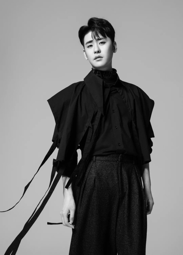 张云雷红毯首秀太惊艳时髦扮相潮气如偶像一点都不像说相声的