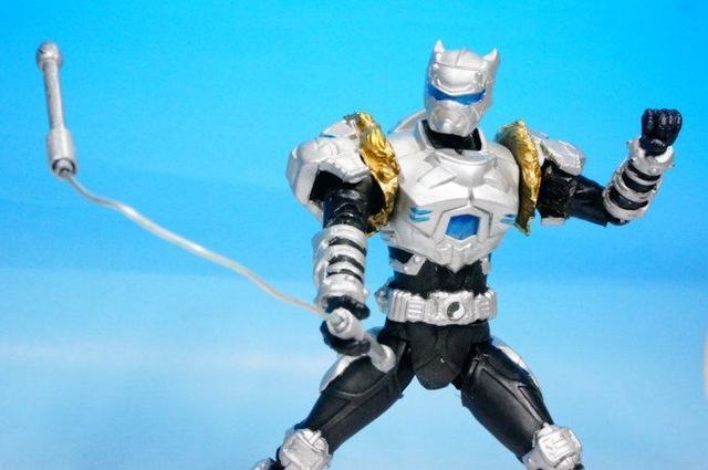 铠甲勇士中的两大龙套,雪獒侠防御力惊人,地虎侠跳跃力最强