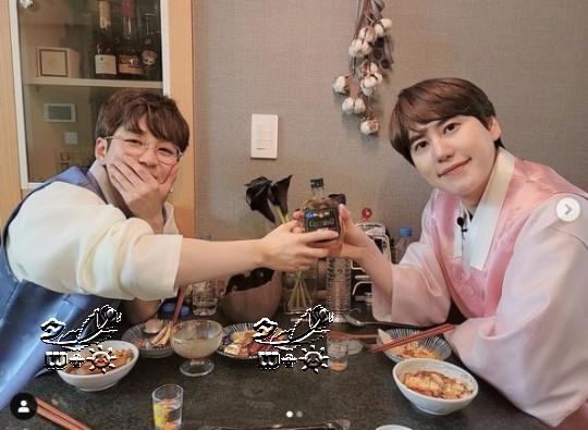 dindinxsuperjunior曺奎贤综艺大势们的合照