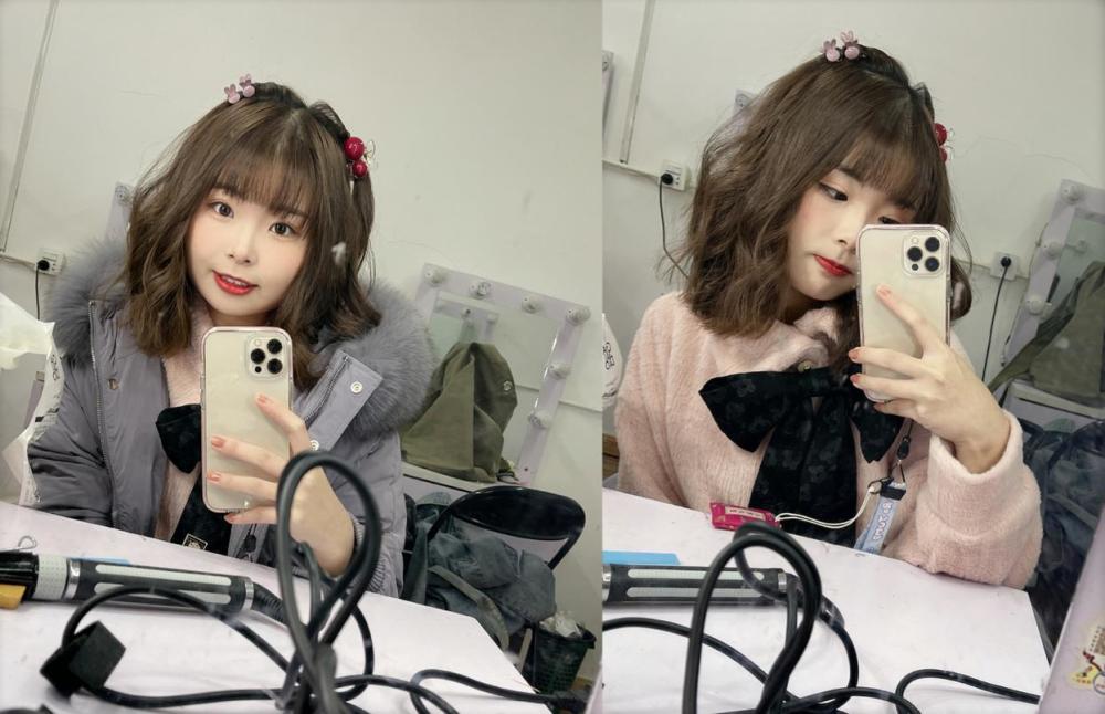 在自己的造型成功完成之后,心血来潮的多多直接将自己的定妆自拍发布