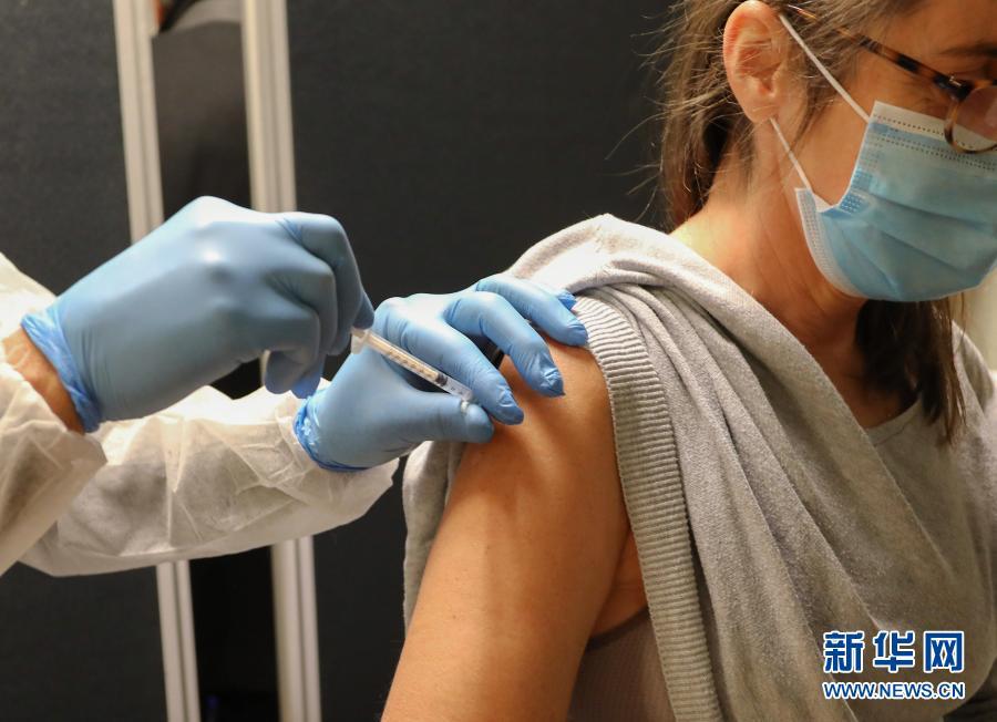 法国:戛纳电影宫变身新冠疫苗接种中心