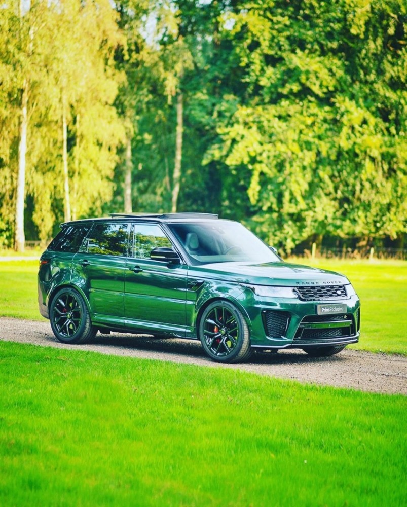 带svr标的路虎揽胜运动版50升v8机械增压发动机动力强劲