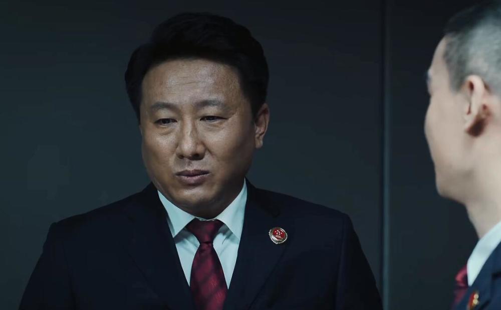 巡回检察组收官冼友文露出马脚幕后黑手甩棍浮出水面