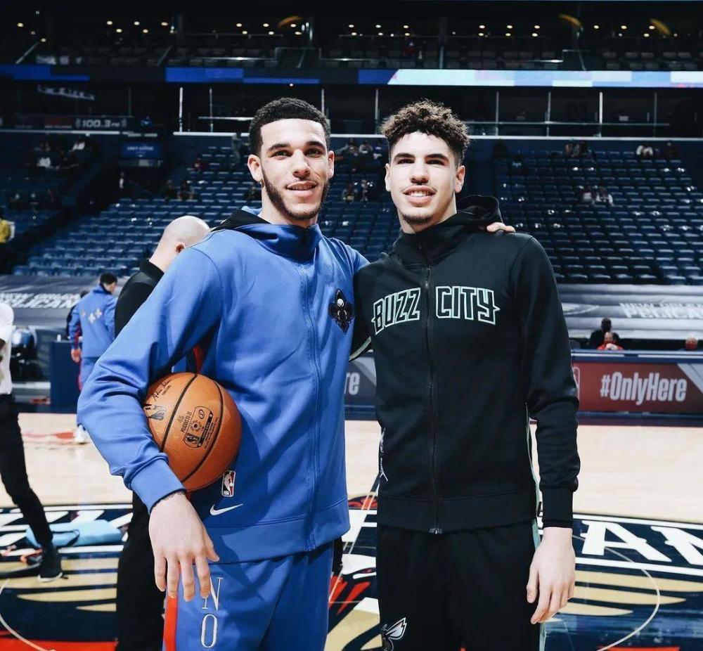 三球12 11 9打爆球哥!真不给大哥面子啊_腾讯新闻