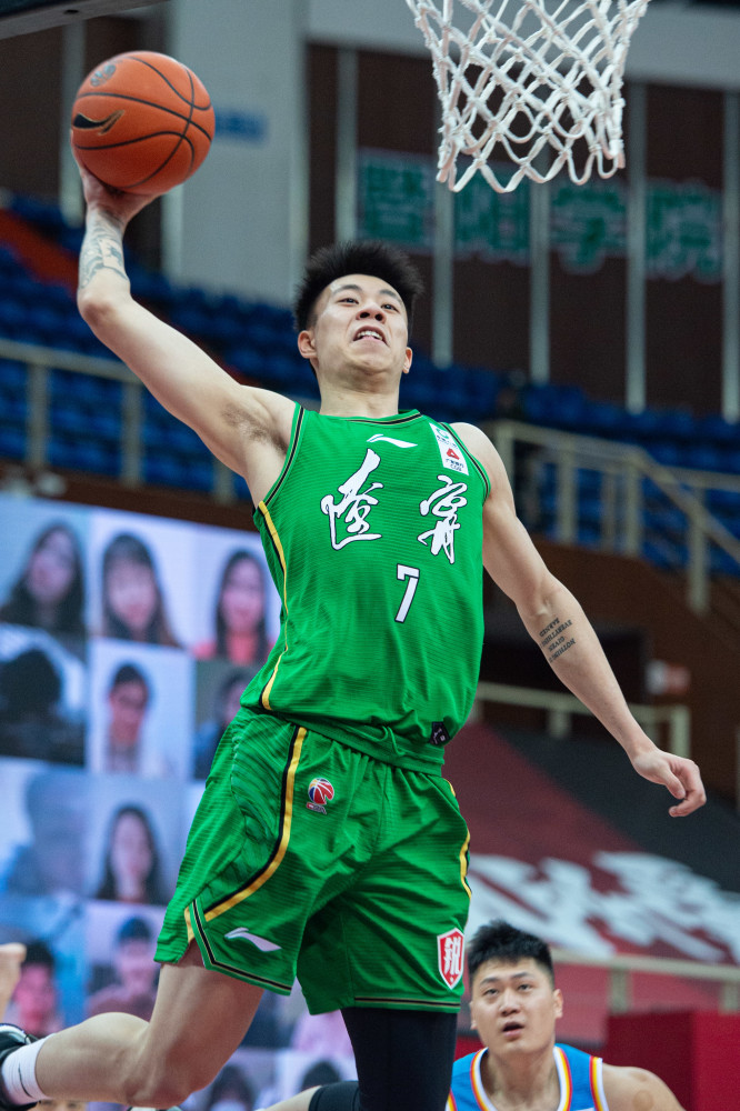 体育篮球cba第二阶段辽宁本钢胜青岛每日优鲜