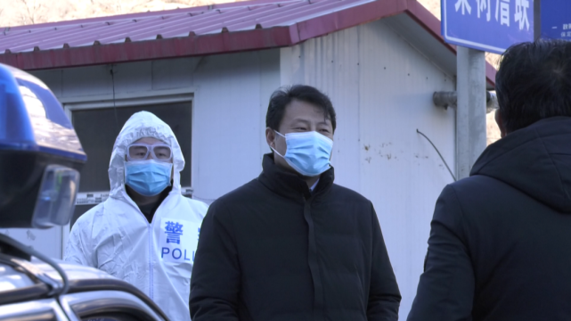 刘靖督导检查疫情防控工作