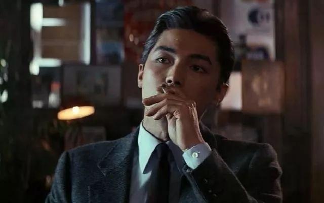 亚洲第一美男尊龙命运坎坷一生无嗣晚年仅一只爱犬相伴