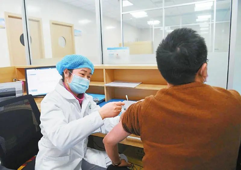 四川新冠疫苗开始接种,社区,乡镇卫生院等均可注射