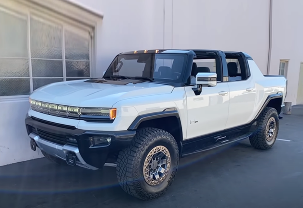 新款悍马越野车露面,3秒内破百!"螃蟹模式"比坦克调头更炫_腾讯新闻