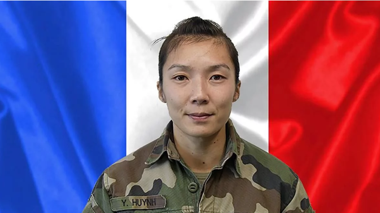 华裔女兵在非洲遇害曾与两名男上司有关系法外籍军团阴谋暴露