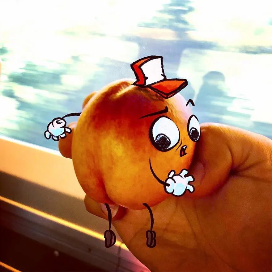 他把水果变成卡通人物夸张的表情让人看完很过瘾