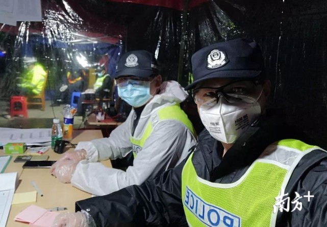 图集喂110吗今天请送东莞这群人上热搜