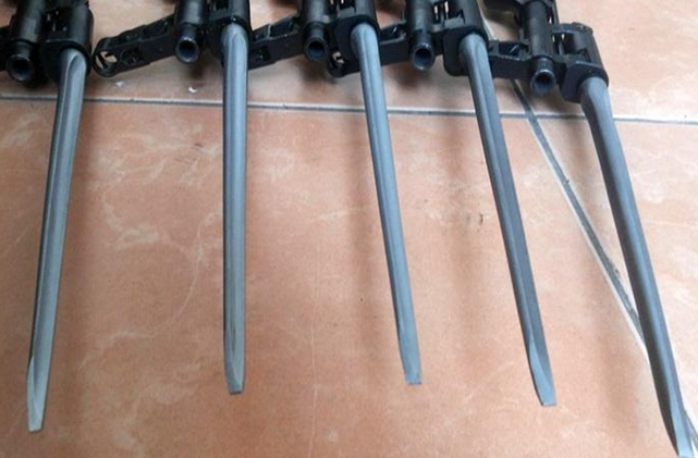 刀口有毒伤口不可缝合国际禁用56式三棱军刺的真实性能