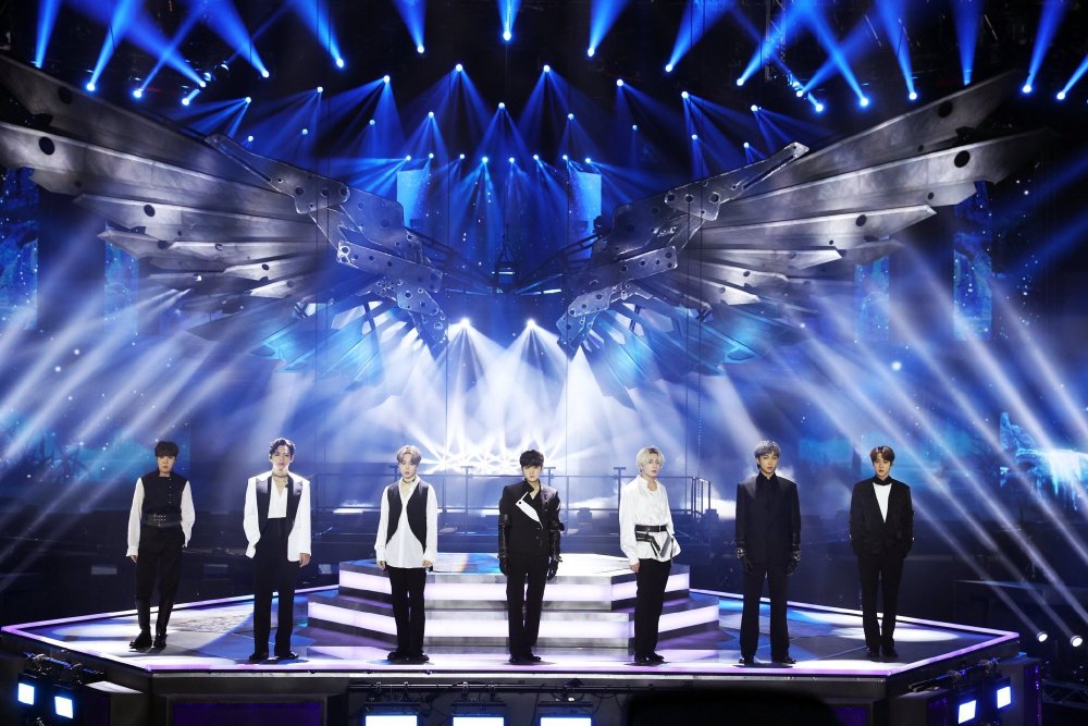 2020金唱片,防弹少年团成最大赢家大赏拿不停,果然最强男团