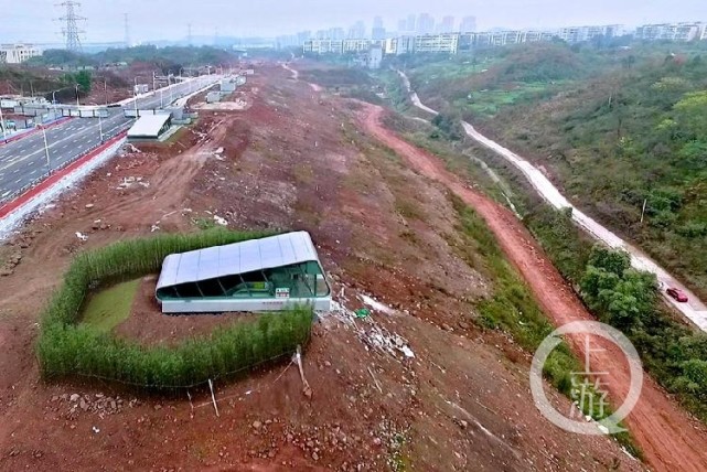重庆又现"最荒凉地铁站" 目前尚未投入使用