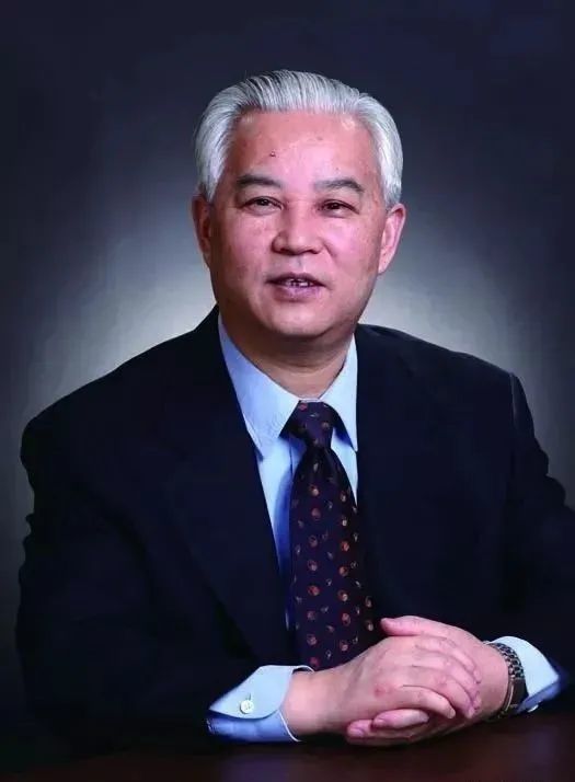 知见诗社看戏外一首作者陶武先诵读万诗敏