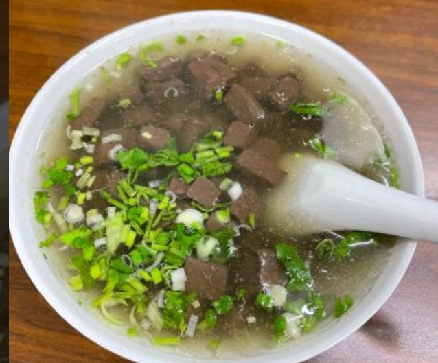 鲜爽的老南京鸭血汤