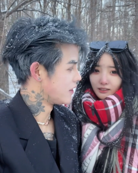 殷世航与套路璐旅行被拍看到路人镜头下的身高差滤镜也救不了