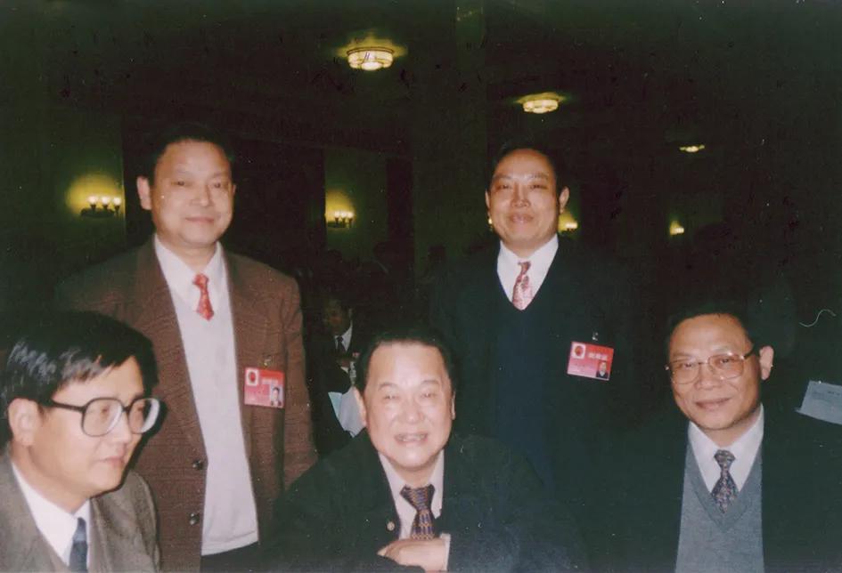 湘泉聚灵秀酒鬼壮远行回忆湘泉发展上市的几个片断