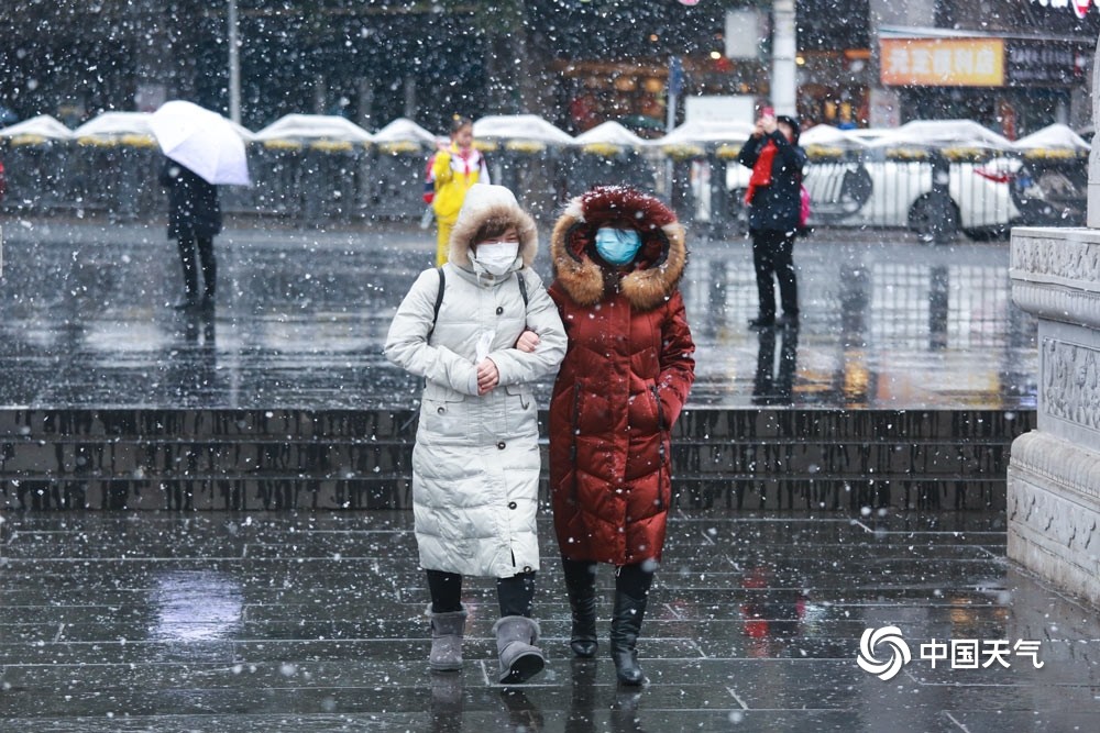 雪中人图片 真实图片