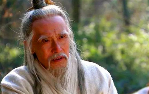 三国中被"忽略"的2位高人,一文一武,至死都没出山,名字耳熟!