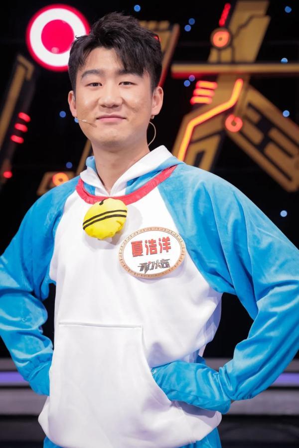 任志达——急诊科护士关瑞雪——舞蹈老师麦小登