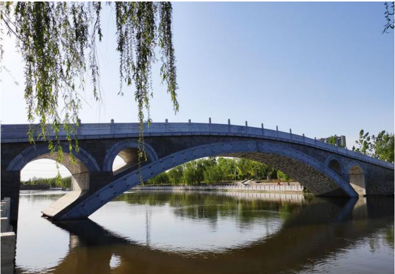 石家庄南三环这个公园内一条河上竟然有两座赵州桥?