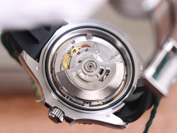 为什么潮男都喜欢vs劳力士游艇名仕3235机芯腕表