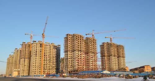 抛开土地成本不算,建一栋32层的大楼,一